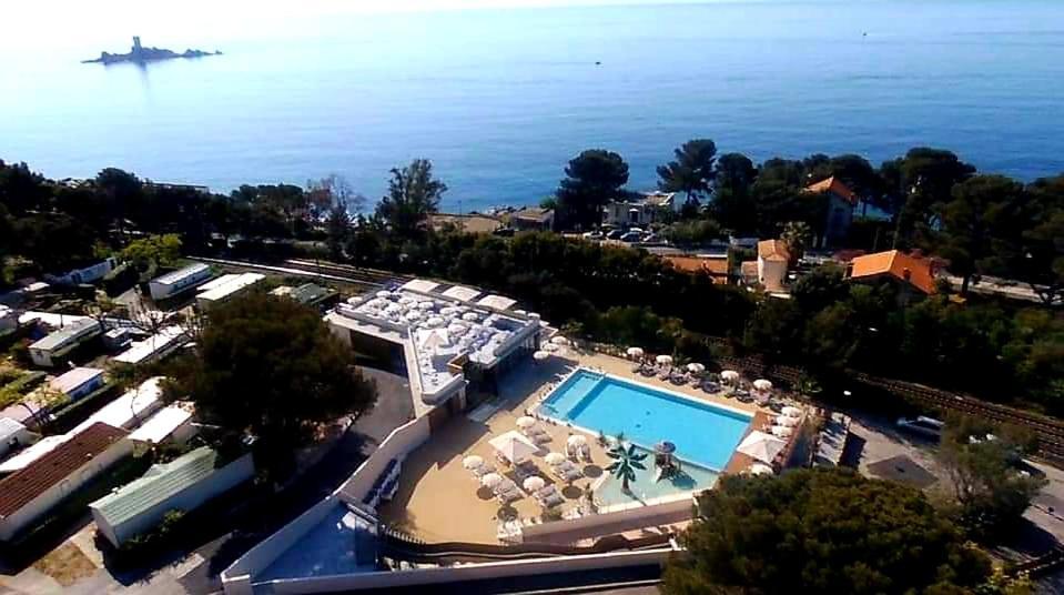 Mobil Home Vue Sur Mer - Racine 03 Saint-Raphaël المظهر الخارجي الصورة